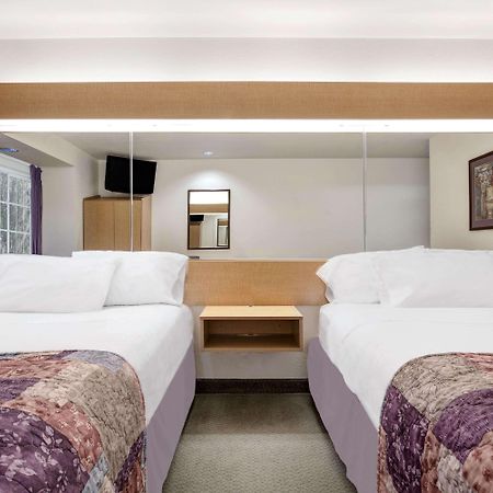 Microtel Inn & Suites By Wyndham Mankato Extérieur photo