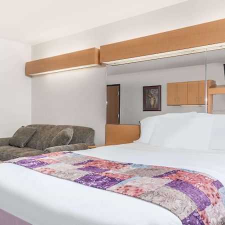 Microtel Inn & Suites By Wyndham Mankato Extérieur photo
