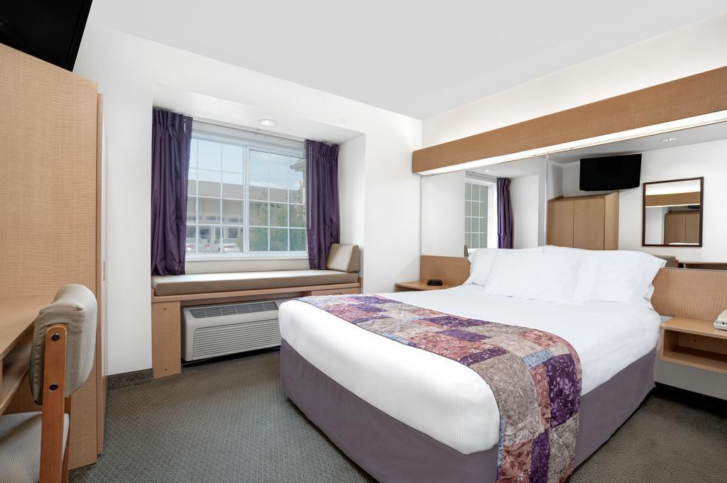 Microtel Inn & Suites By Wyndham Mankato Extérieur photo