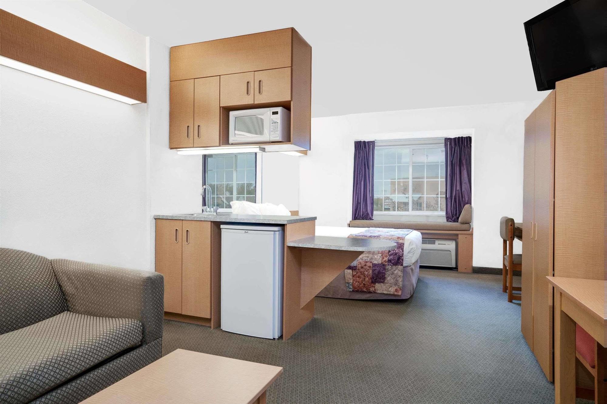 Microtel Inn & Suites By Wyndham Mankato Extérieur photo