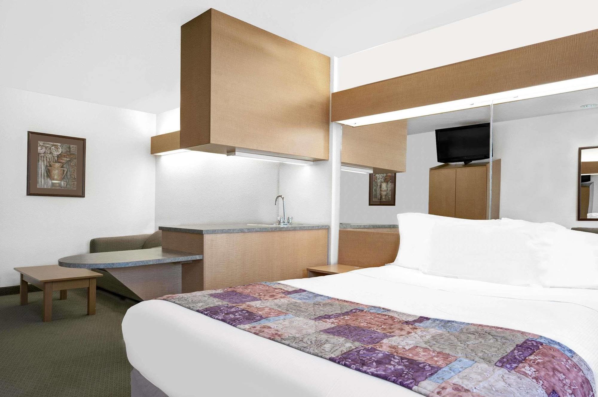 Microtel Inn & Suites By Wyndham Mankato Extérieur photo